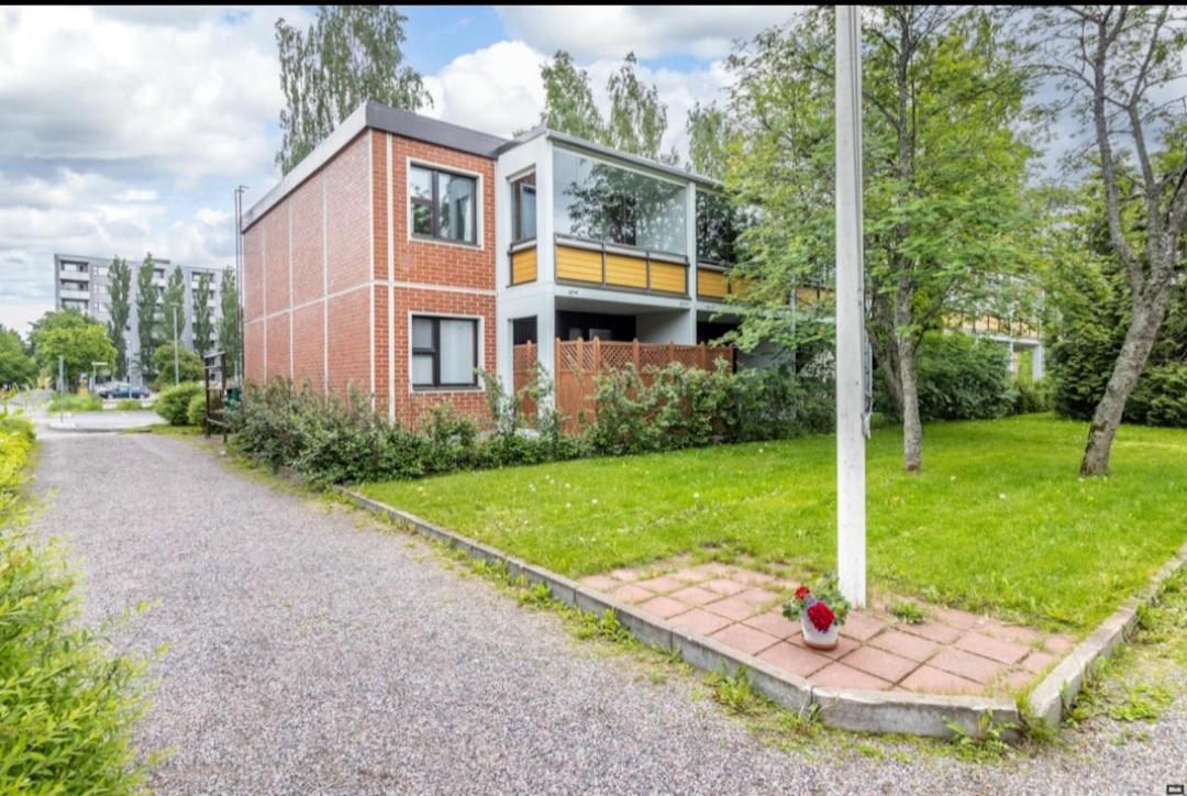 Easy And Short From The Airport Apartment Helsinki Bagian luar foto