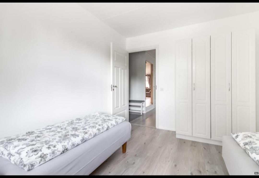 Easy And Short From The Airport Apartment Helsinki Bagian luar foto